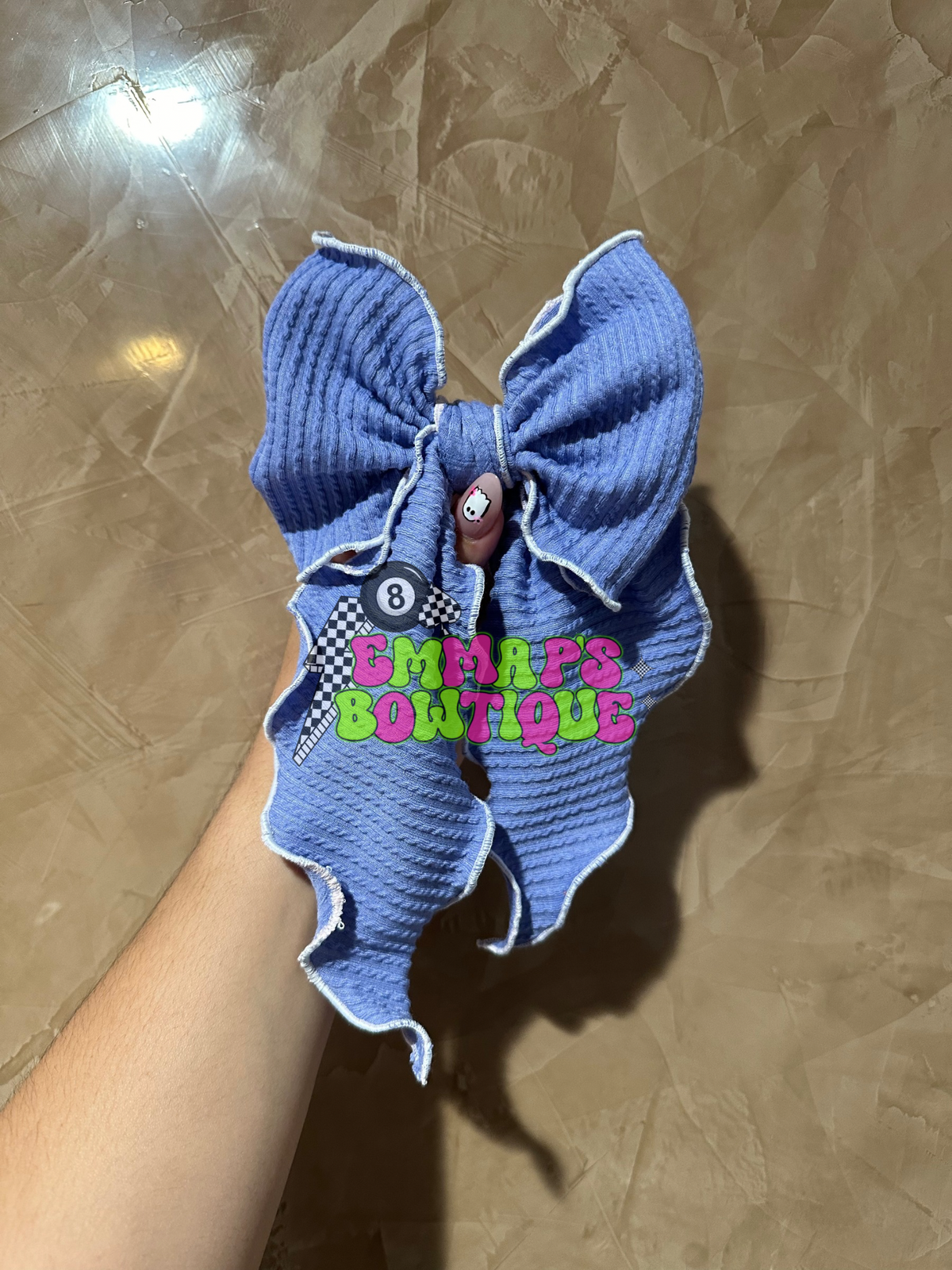 PIGGIES & SINGLE BOWS STYLE GUIDE